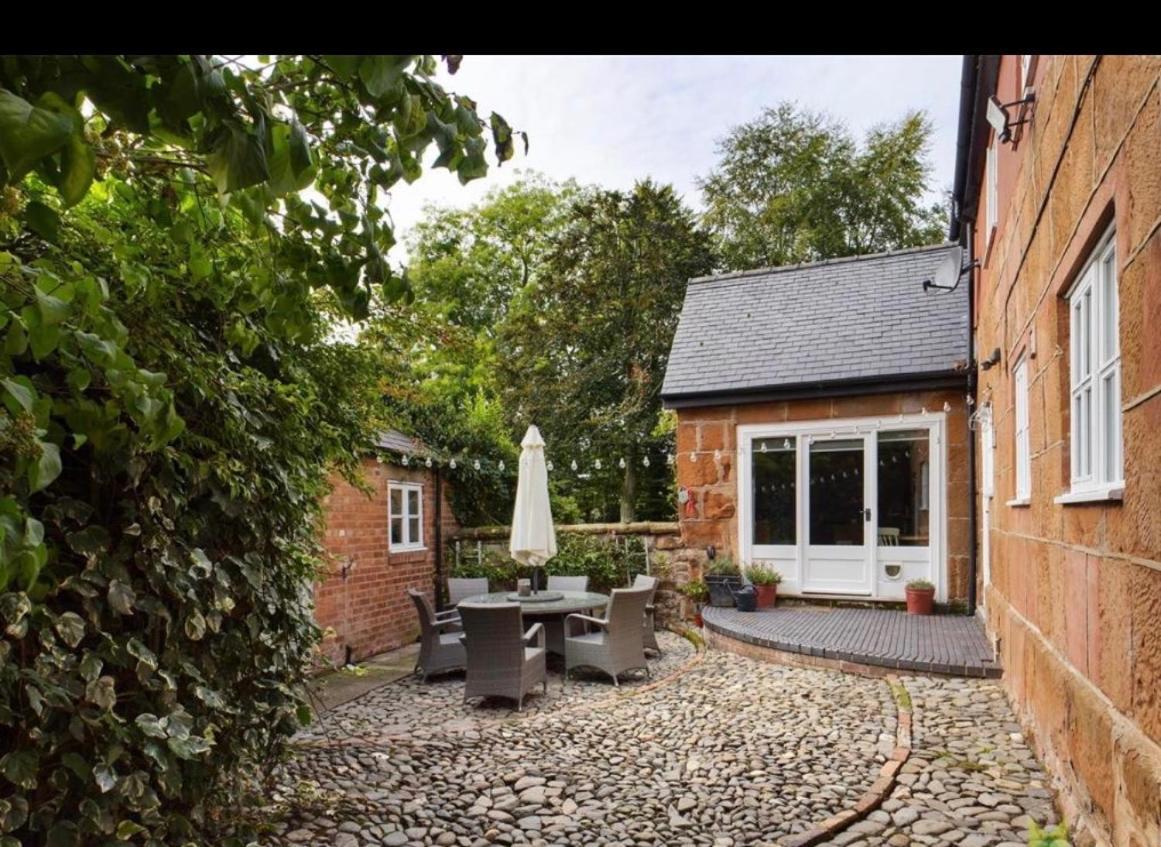 Pear Tree Cottage Courtyard Shrewsbury Exterior foto